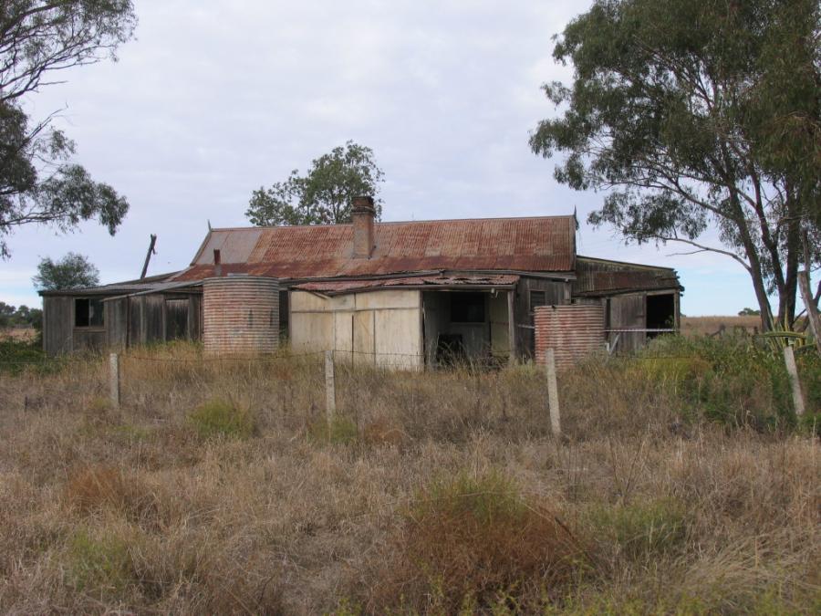 Dorothea Mackellar, ‘My Country’ her links to ‘Kurrumbede’ Gunnedah and it’s influence on her writing.